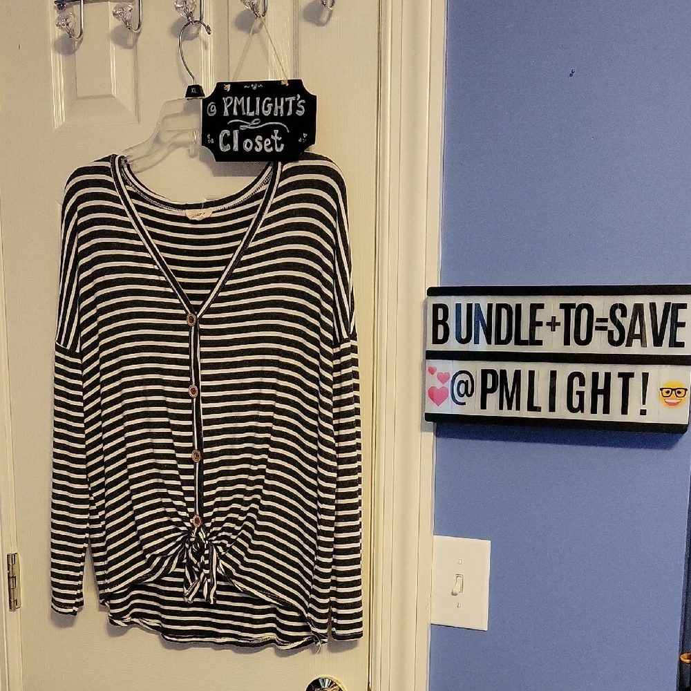 BiBi Blouse Small Gray White Striped Tie Front